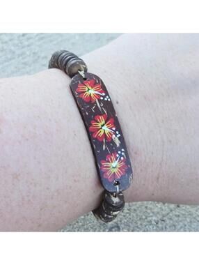 Hawaii Hand Painted Coconut Stretch Bracelet
